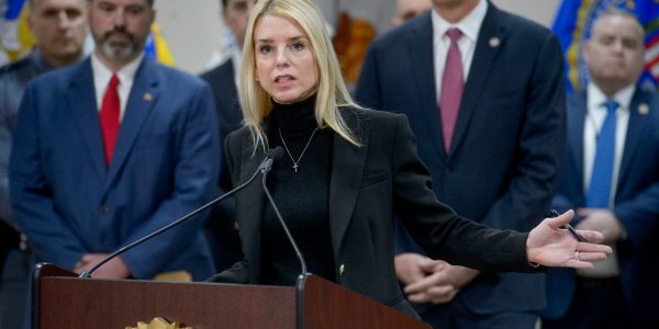 Pam Bondi declared a Virginia man a top MS-13 gangster. Now the Justice Department wants to drop his case 2
