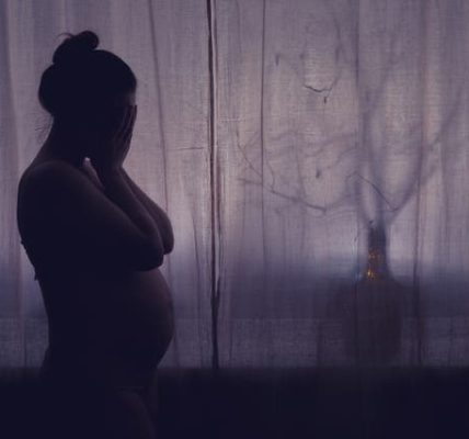 Charges dropped against Georgia woman who miscarried