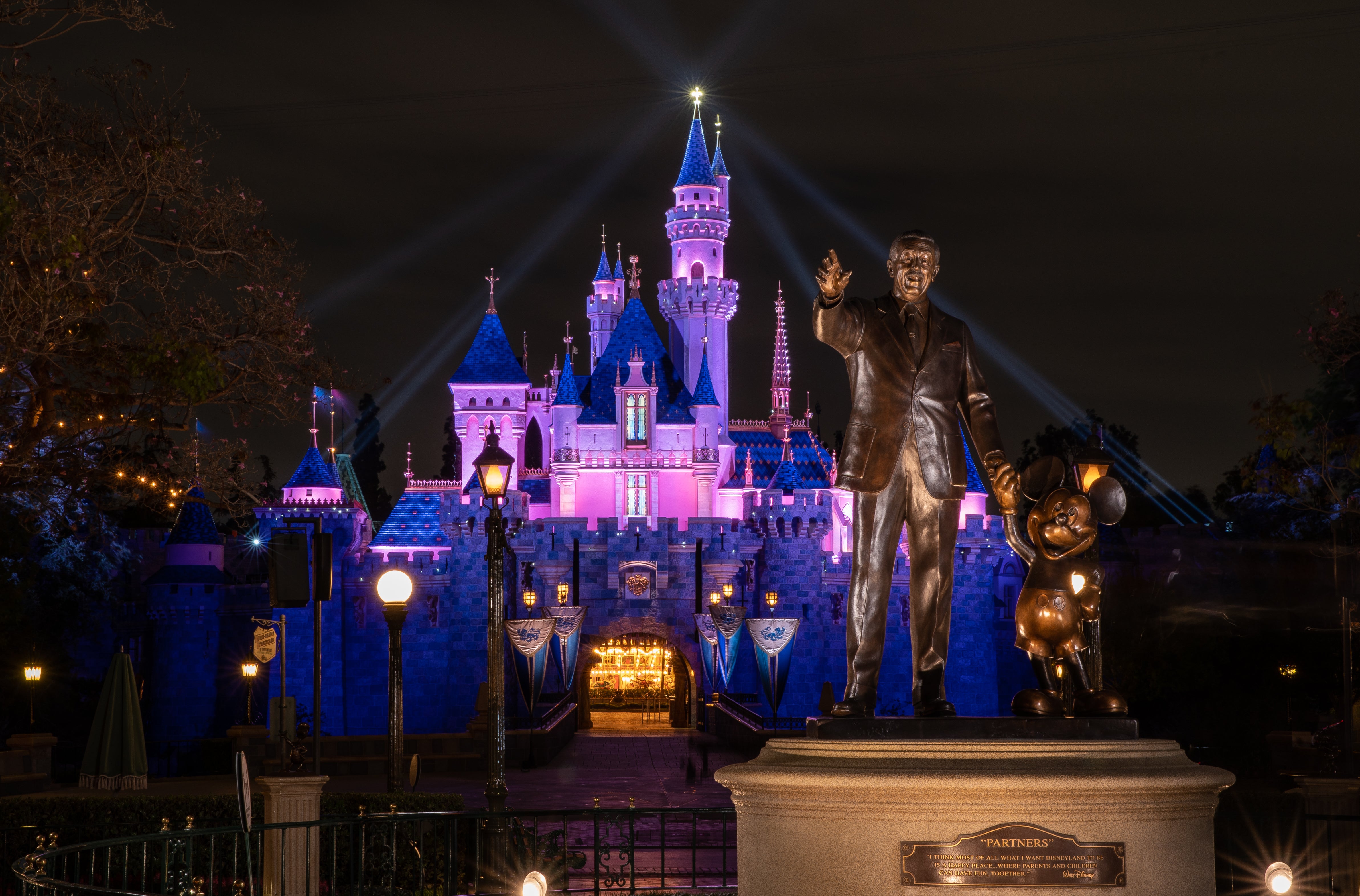 The FBI investigated a counter-terrorism threat at Disneyland in California in April 1995, newly released documents show. A videotape was mailed to the park’s security office.