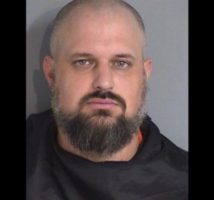 Florida man arrested after beating up fellow golfer for playing too slow: cops