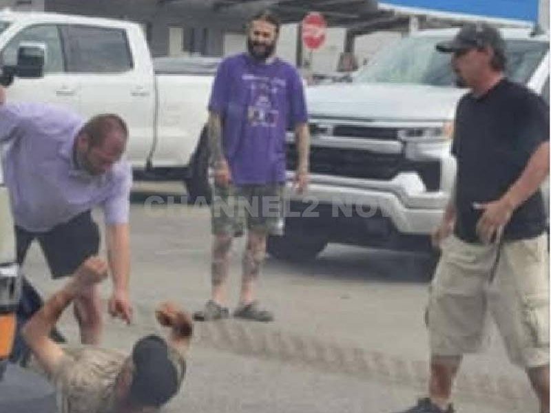 Heroic Bystanders Confront Knife-Wielding Attacker in Traverse City Walmart Stabbing, Saving Lives