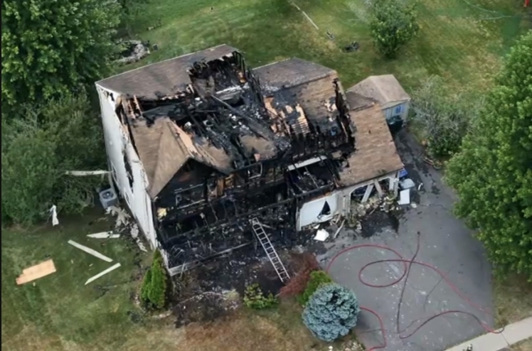 Volunteer Firefighter’s Tragic Sacrifice: Raymond Moreau Dies Saving Plainville Home