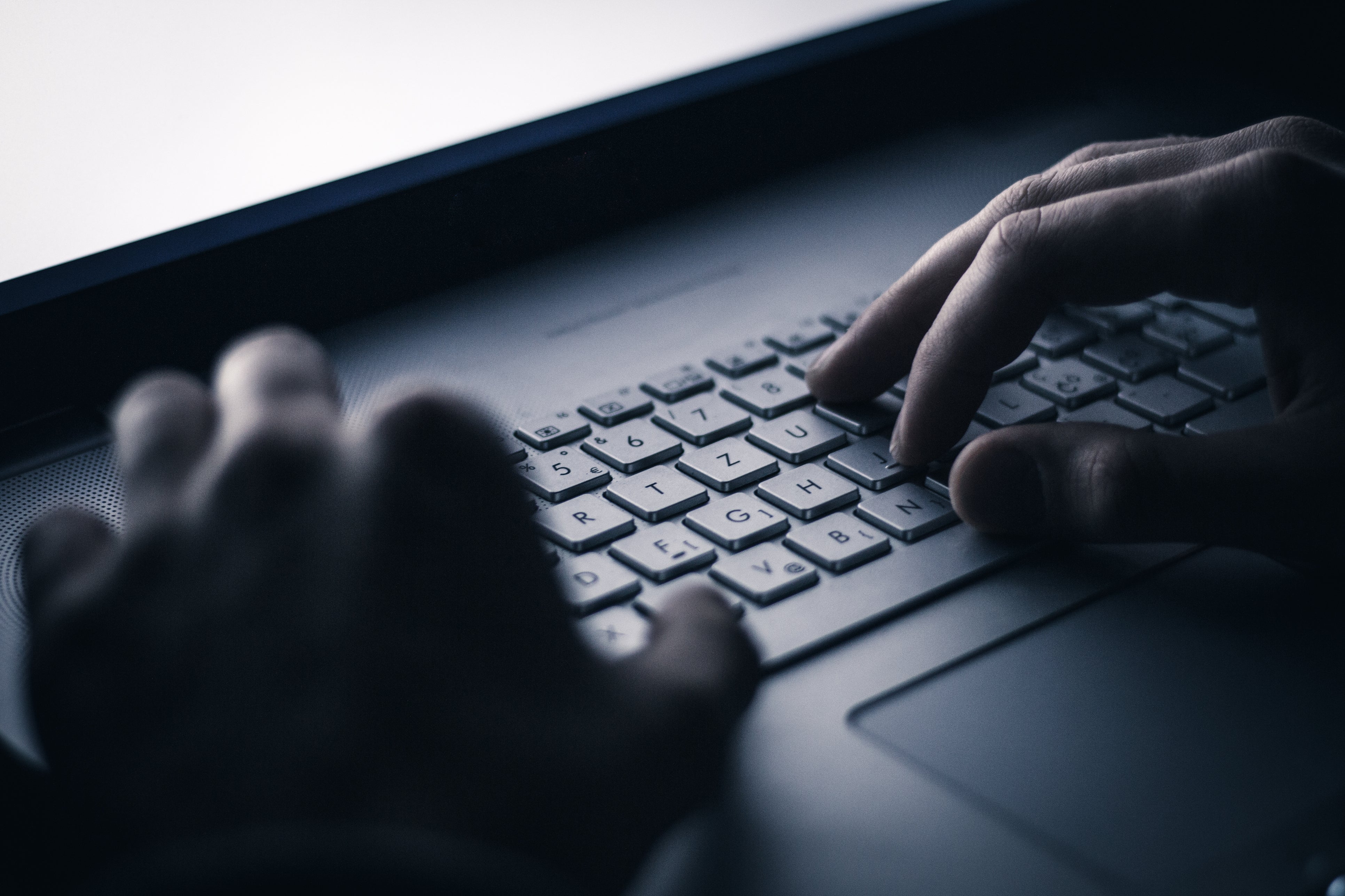 A Florida woman says con artists extorted $15,000 from her by using artificial intelligence to recreate her daughter's voice