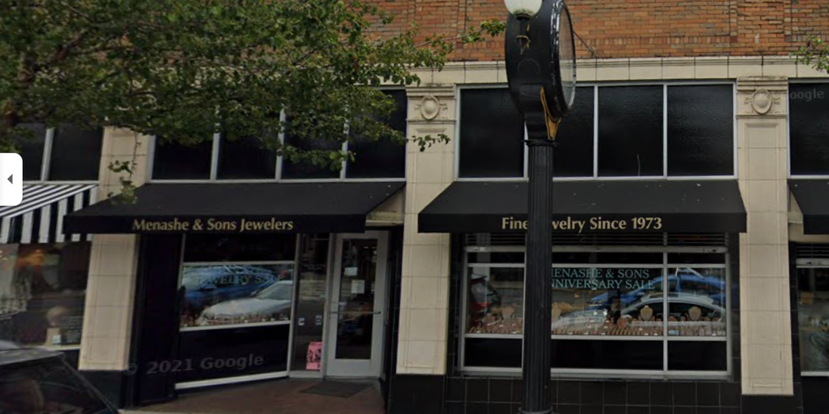 Gone in 90 seconds: Jewelry store loses $2m of diamonds, watches and gold in heist
