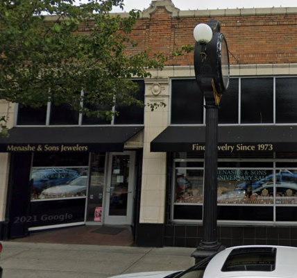 Gone in 90 seconds: Jewelry store loses $2m of diamonds, watches and gold in heist