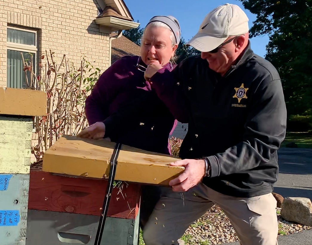 She allegedly released the bees on sheriff’s deputies to stop an eviction