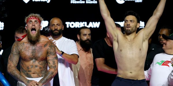 Julio César Chávez Jr. detained in Mexico after deportation for alleged cartel ties