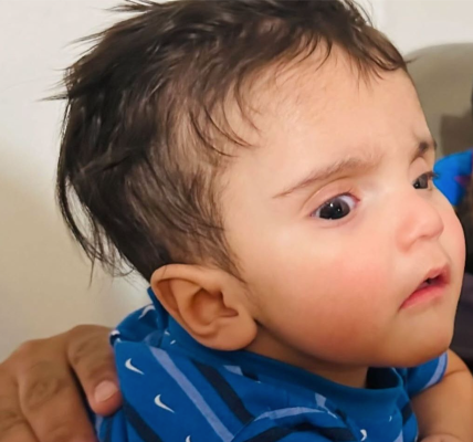 Mother says her 7-month-old baby was kidnapped outside a California mall