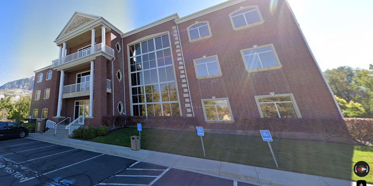Utah therapist convinced ‘vulnerable’ patient to strip down and do handstands in front of him under ‘guise of’ counseling, authorities say