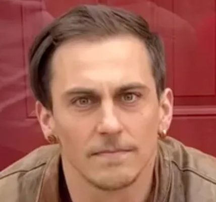 Actor shot and killed after intervening in domestic dispute while walking his dog