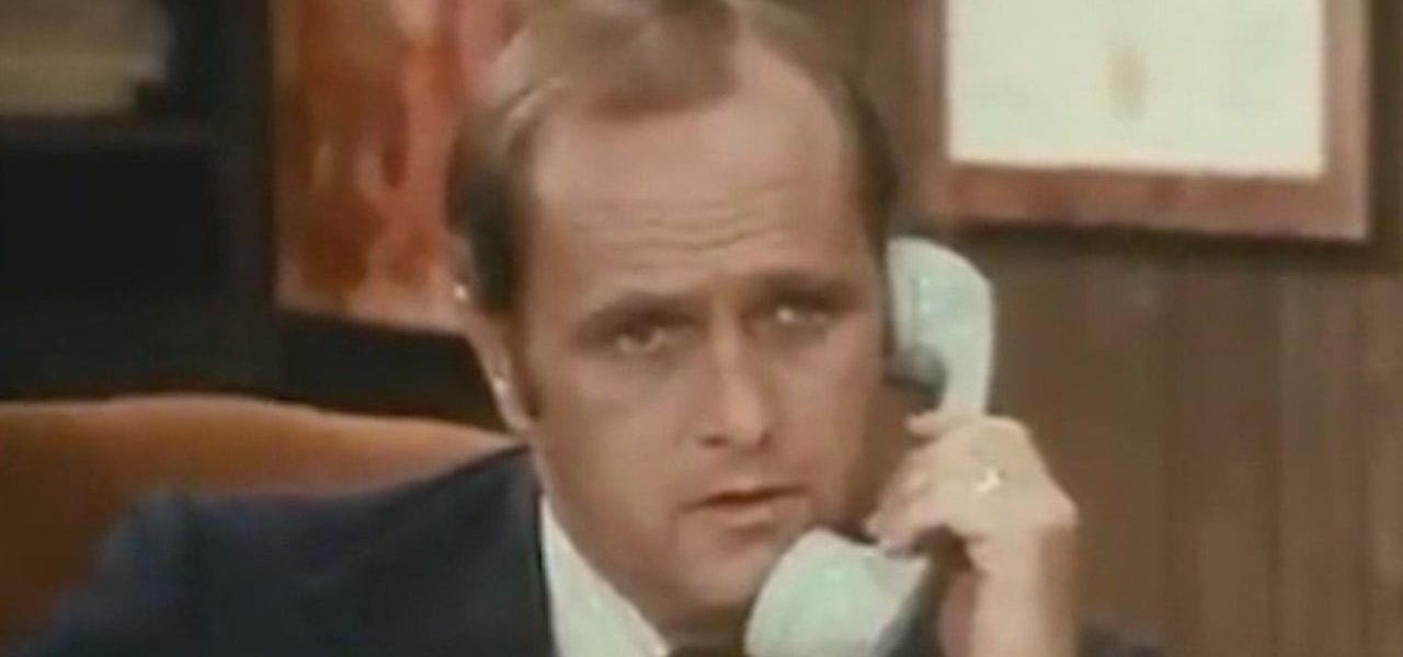 Chicago honors Bob Newhart with street renaming on his birthday