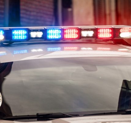 South Shore shooting leaves man critically wounded