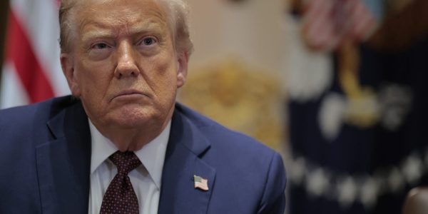 Trump’s promised immigration crackdown in Chicago could last about six weeks, suburban official says