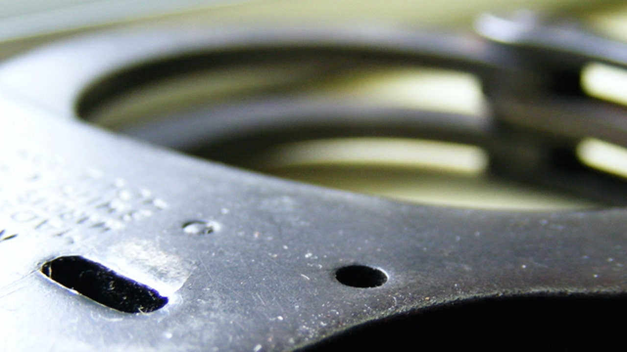 Chicago man robbed postal carrier on South Side, police say