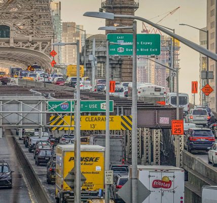 NYC warns of potential terror threat targeting bridges and tunnels between Manhattan and Queens