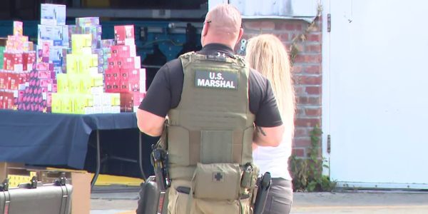 Feds raid suburban Chicago vape distributor