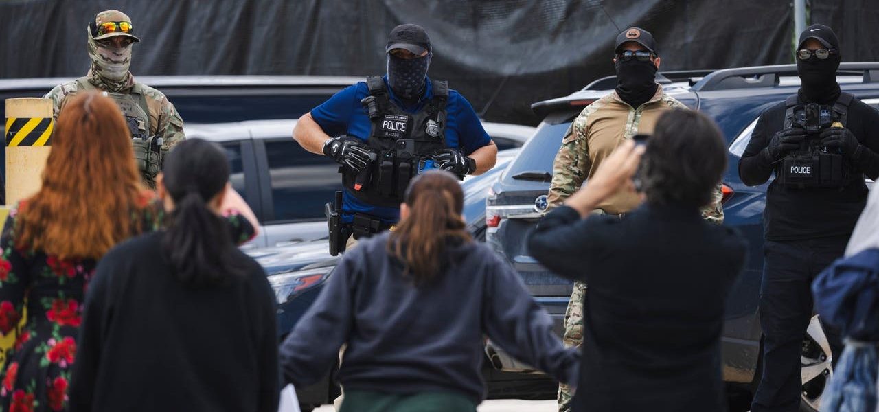 Protesters to stage 12-hour demonstration at suburban Chicago ICE facility