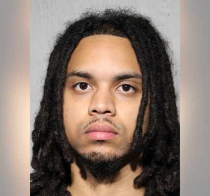 Chicago crime: Man charged after South Side shooting injures woman