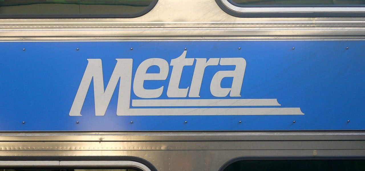 Metra Electric train hits pedestrian in Chicago, major delays expected