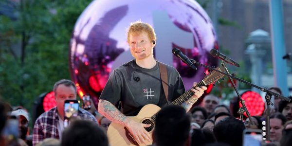 Ed Sheeran to bring 'LOOP' stadium tour to Soldier Field