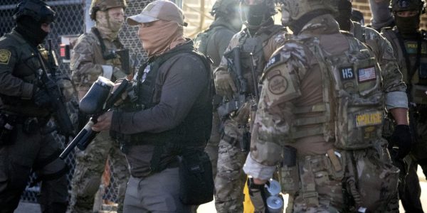 More than 400 arrests made in Chicago area operation so far, top immigration official says