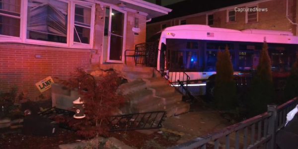 Chicago bus slams into house after hit-and-run crash on North Side, CPD says