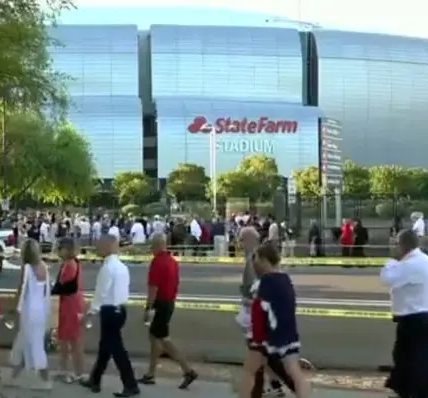 Arizona State Farm Stadium Memorial Honors Kirk, Thousands Gather, Leaders Speak, Community Mourns His Passing