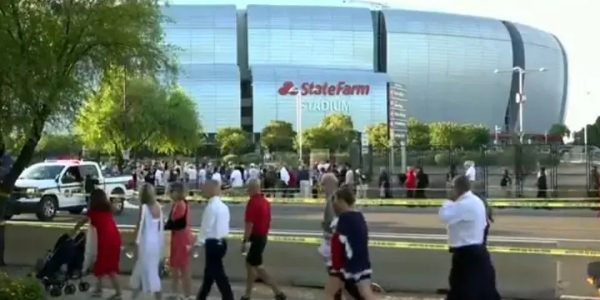 Arizona State Farm Stadium Memorial Honors Kirk, Thousands Gather, Leaders Speak, Community Mourns His Passing