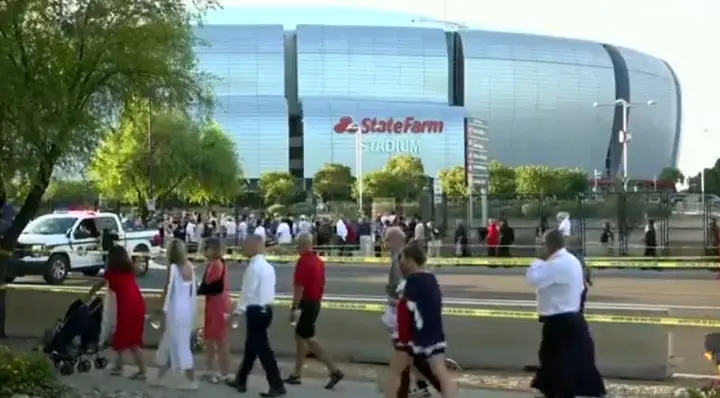Arizona State Farm Stadium Memorial Honors Kirk, Thousands Gather, Leaders Speak, Community Mourns His Passing