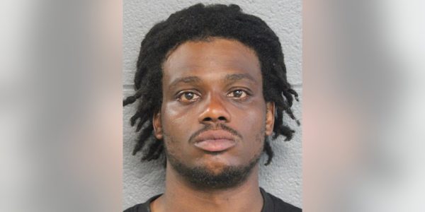 Man charged after two stabbings in North Lawndale: police