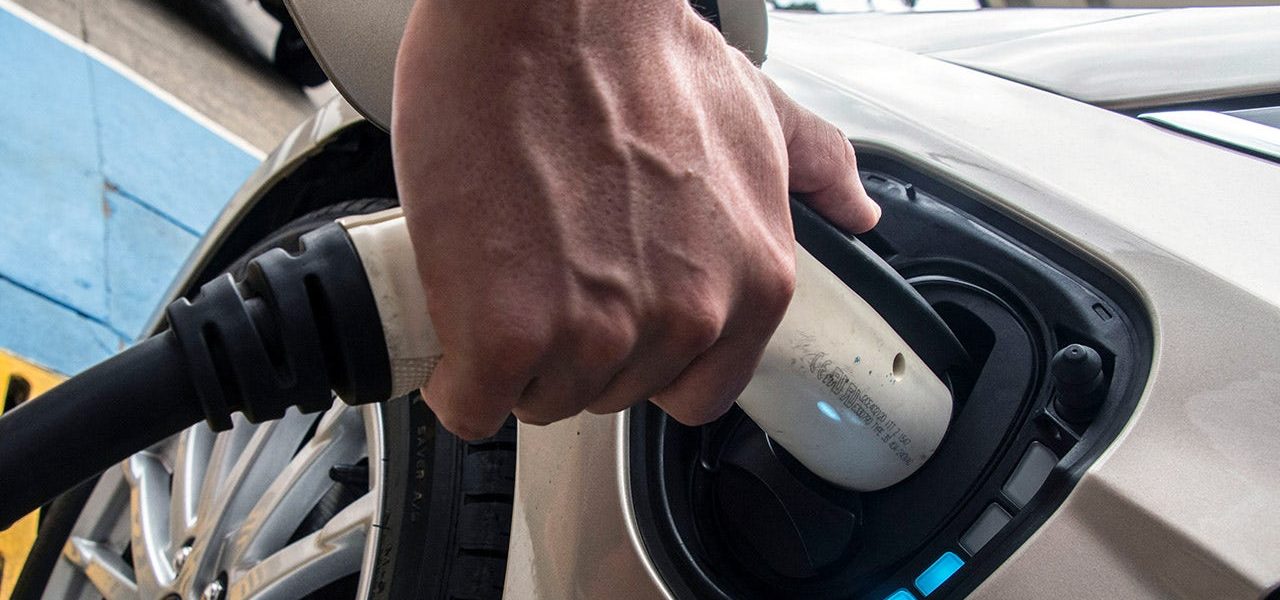 Tax credit of up to $7,500 available for new electric and plug-in hybrid cars: Do you qualify?
