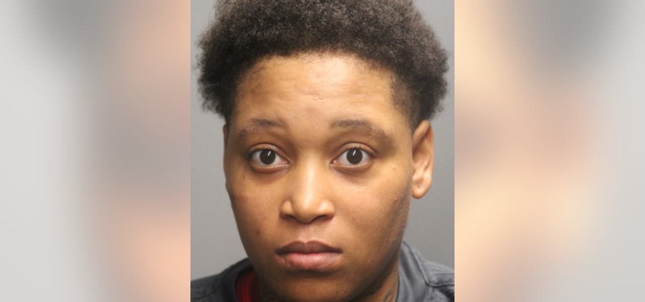 Woman charged in shooting outside Chicago Jewel-Osco that wounded teenage girl