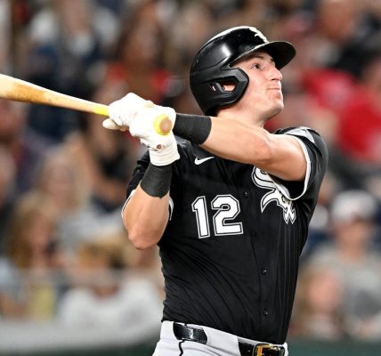 Montgomery’s ninth-inning homer leads White Sox to 10-9 win over Nationals