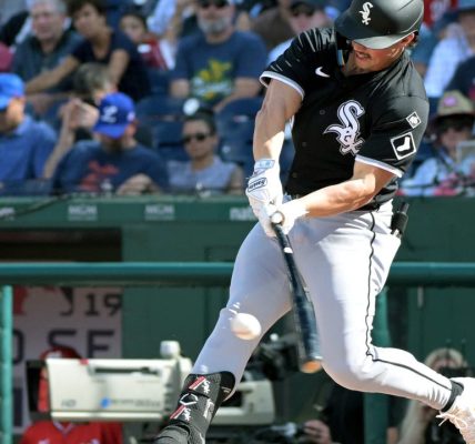 Shane Smith give up one hit in six innings as White Sox rout Nationals, 8-0