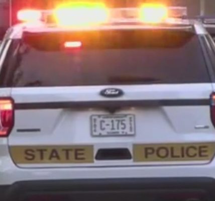 Suspect fires at vehicle on I-94 ramp in Chicago