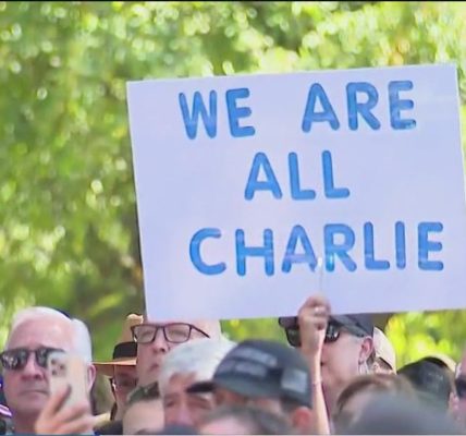 Arlington Heights native Charlie Kirk remembered at community memorial
