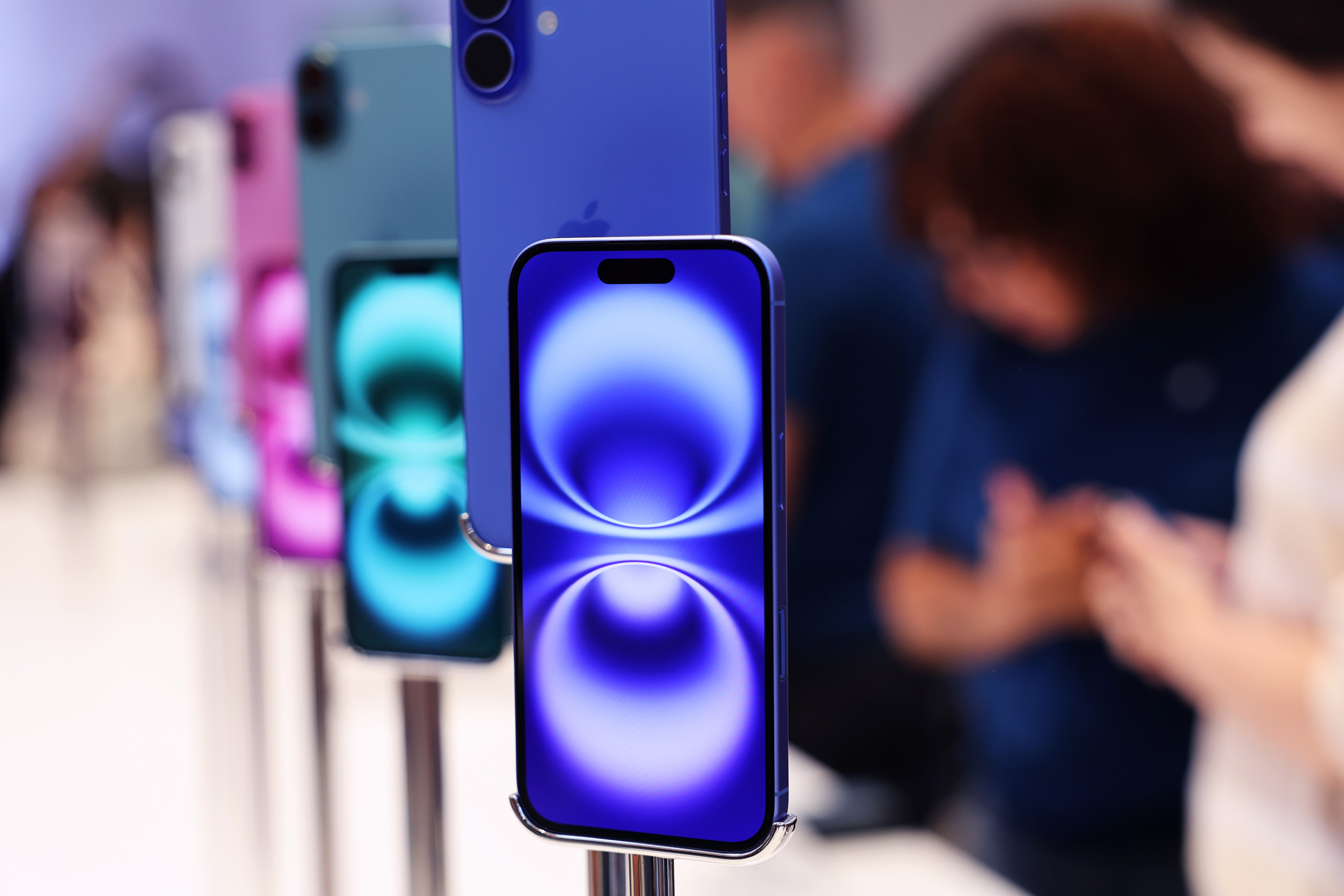 The group returned or attempted to return over 27,600 phony devices, costing Apple at least $16.2 million.