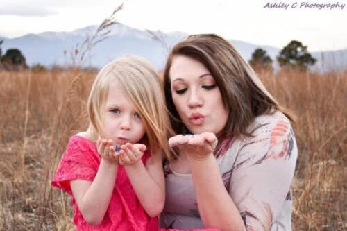 Fountain, Colorado Residents Shocked as Amanda Julia Carter Passes Away in Tragic Murder-Suicide Incident
