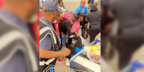 Walmart employee beaten by group of women as brawl breaks out in checkout aisle