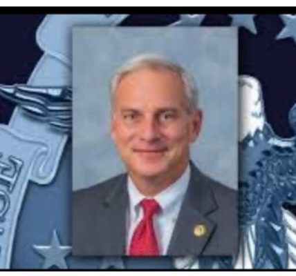 Defense Logistics Agency community mourns the passing of Retired U.S. Army Colonel Perry L. Knight