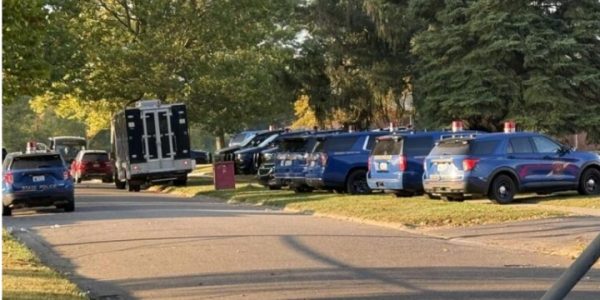 Flint, Michigan – Young Mother Dies in Murder-Suicide at River Park Apartments Following Hours-Long Police Standoff