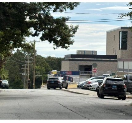 Fall River, Massachusetts – Armed Officers Respond to Diman Regional Vocational Technical High School Lockdown, Shooter Reported