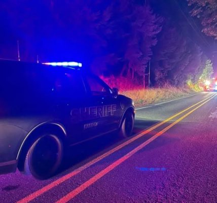 Woodburn Crash Claims Life of 37-Year-Old Man, Two Others Injured, Authorities Investigate Accident Scene