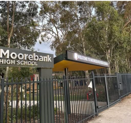 Chipping Norton NSW school placed on lockdown after suspicious call prompts major police response Wednesday