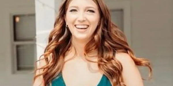 Okeechobee, Florida – The community is mourning the heartbreaking loss of Keyana Johnson, a beloved daughter, sister, fiancée, and colleague whose sudden passing has left family and friends in deep sorrow.