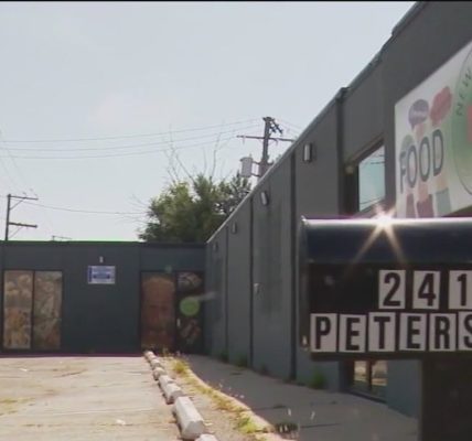 Chicago alderman blocks dispensary backed by retired police officers