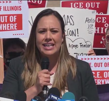 At least 5 detained in ICE operations on Chicago’s Southwest Side, alderman says