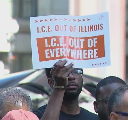 Chicago faith leaders unite to oppose Trump's threats of troops, immigration raids