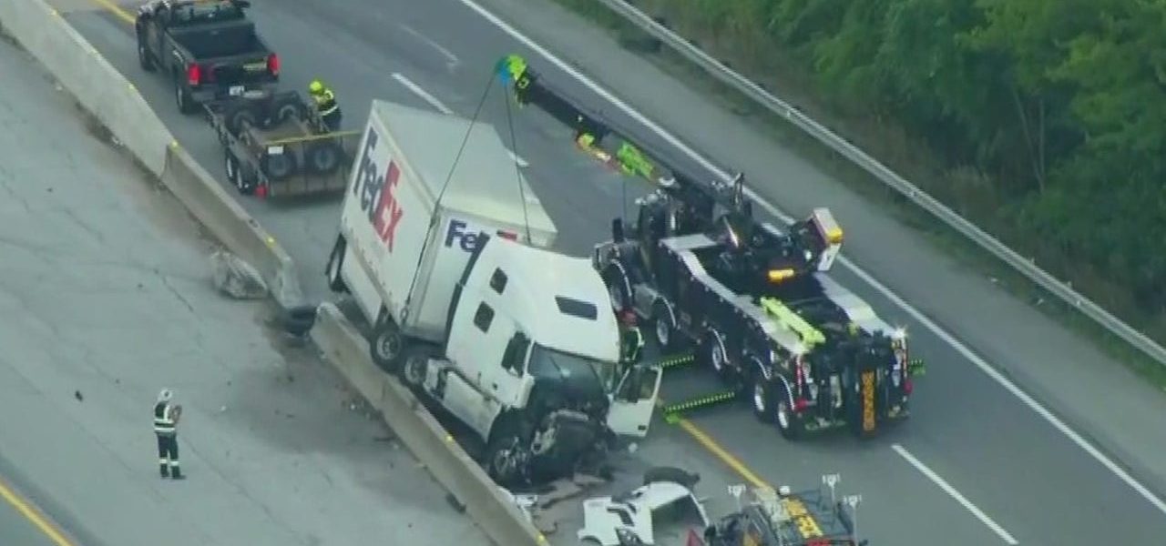 FedEx truck crashes on Indiana Toll Road, causing delays