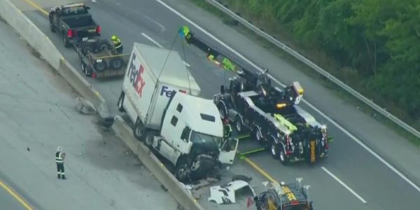 FedEx truck crashes on Indiana Toll Road, causing delays